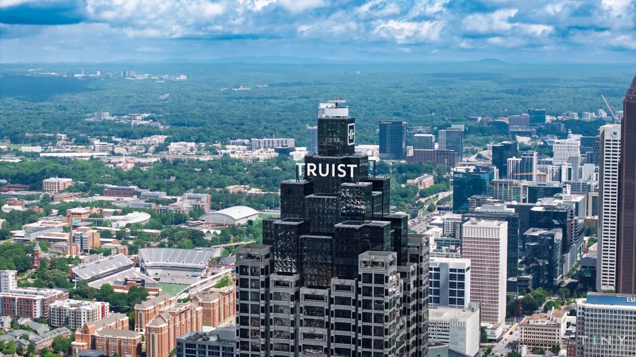 A photograph from the Aerial Shots collection. Aerial Shots photo 20 of 45.