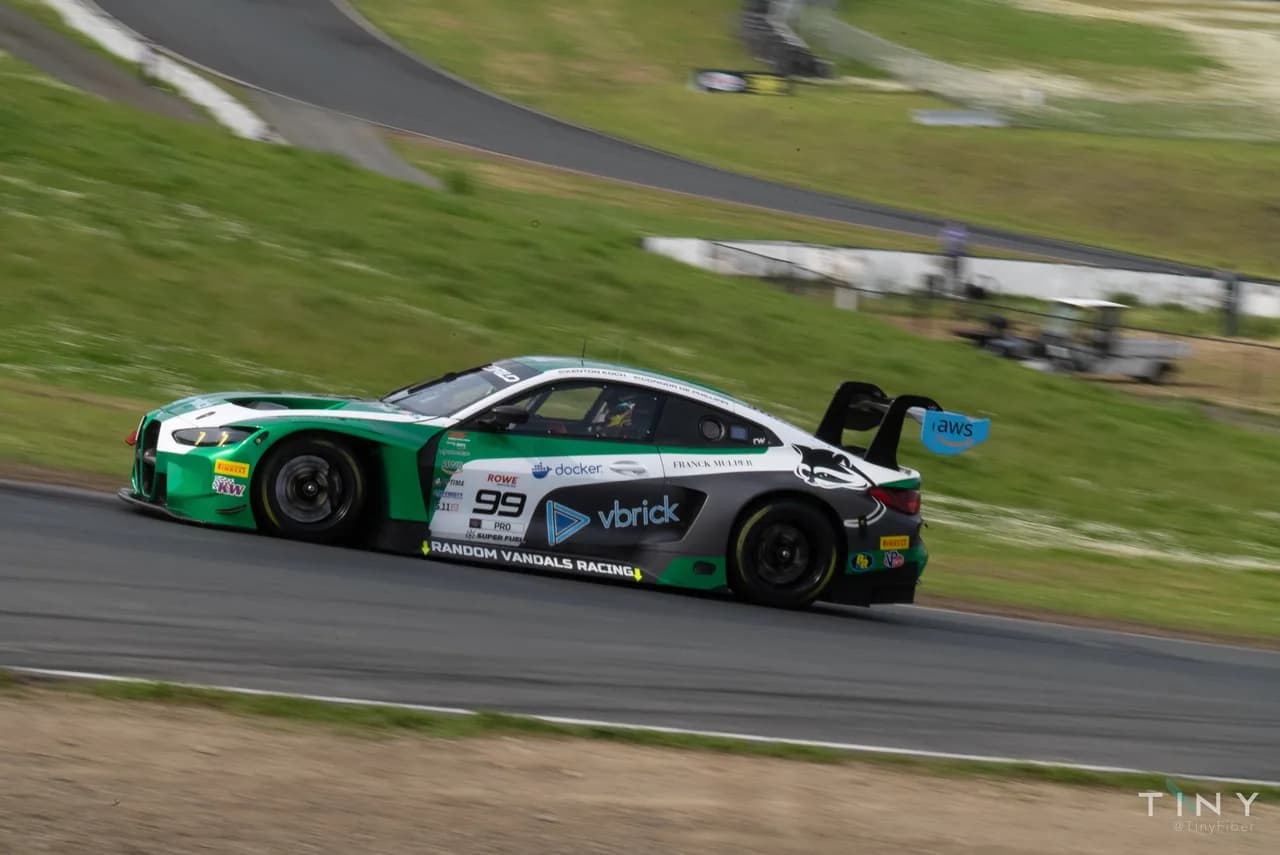 Motorsport photography from the Racing collection. Racing photo 2 of 34.